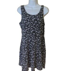 --- * Black White Floral Dress Size Large